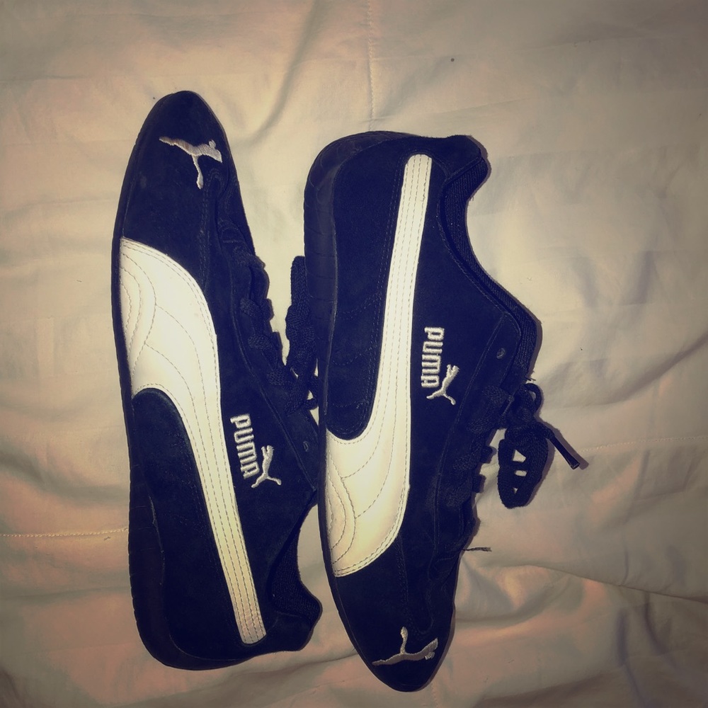 Men’s Puma Sneakers Size 9